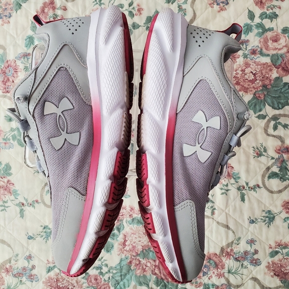 Under Armour Charged Assert womens leather sneakers size 8 1/2 FREE SHIPPING - Picture 8 of 11